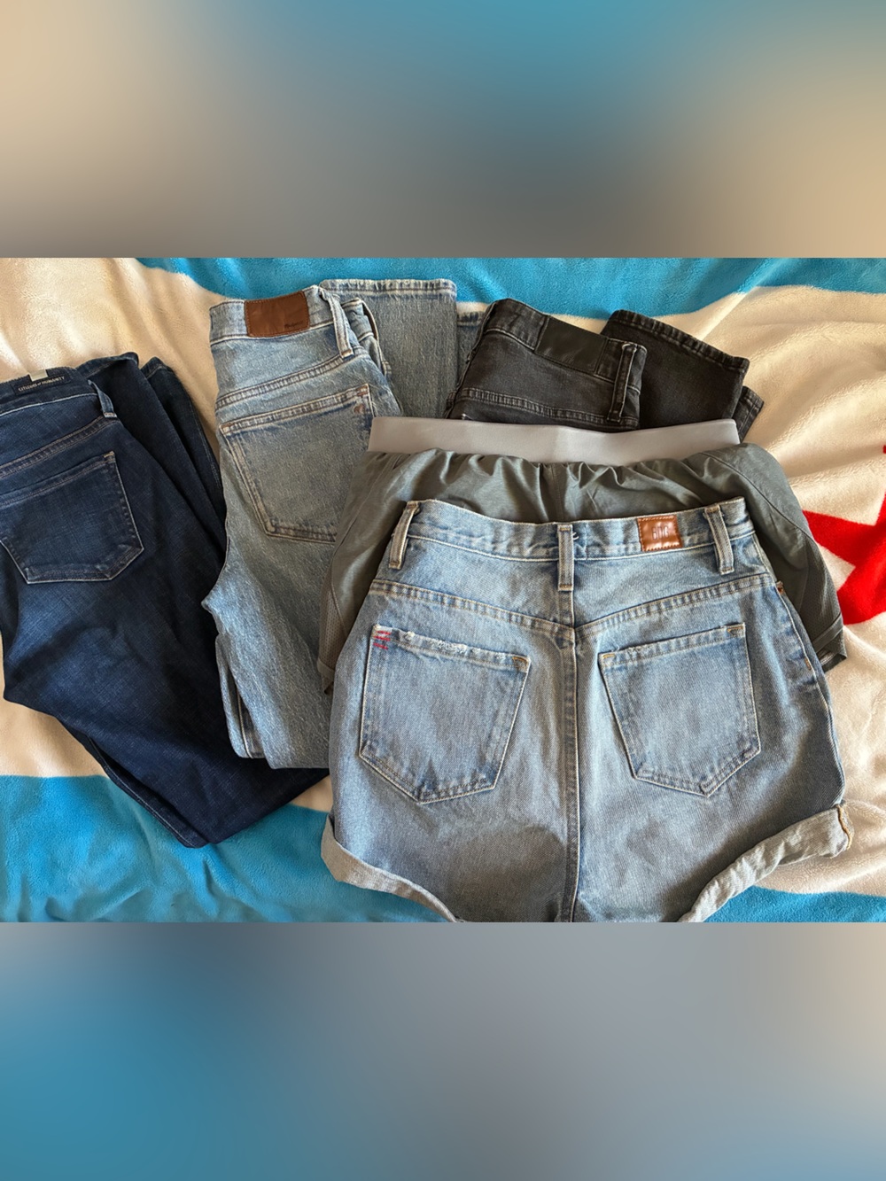 BDG urban outfitters Mom High-Rise Denim Shorts, Madewell jeans, bundle size 26